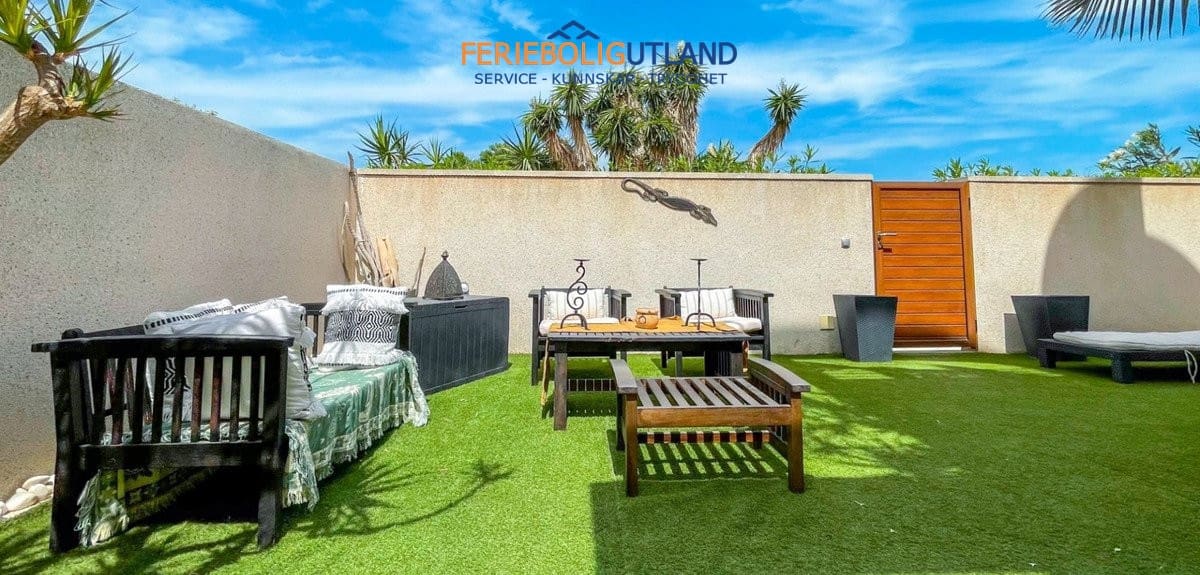 2 soverom Hus til salgs i Torrevieja med svømmebasseng - € 197 900 (Ref: 10124787)