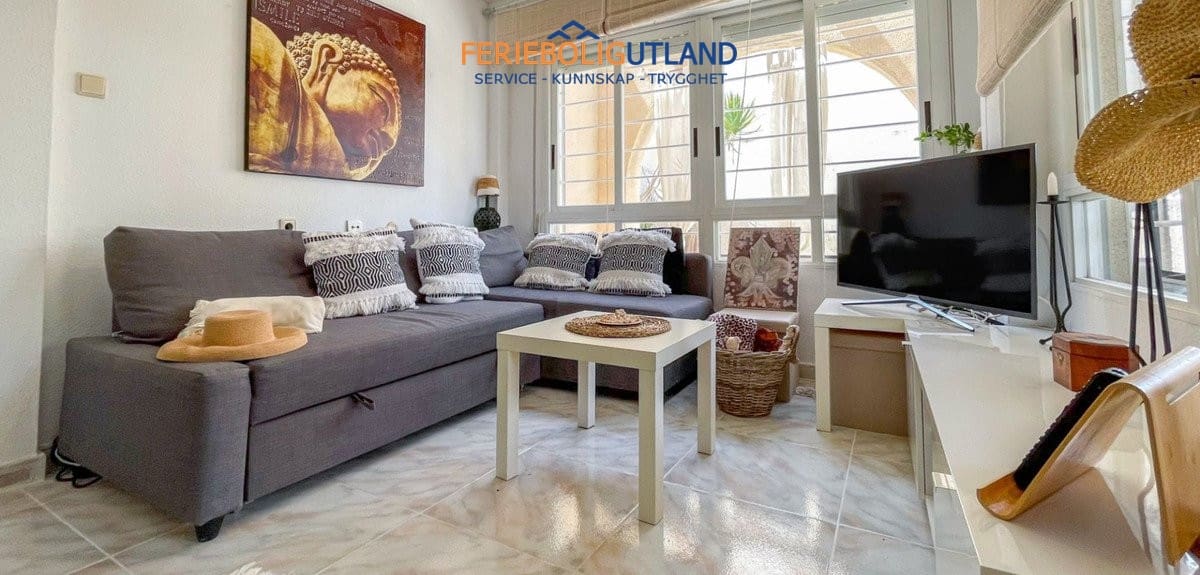 2 soverom Hus til salgs i Torrevieja med svømmebasseng - € 197 900 (Ref: 10124787)