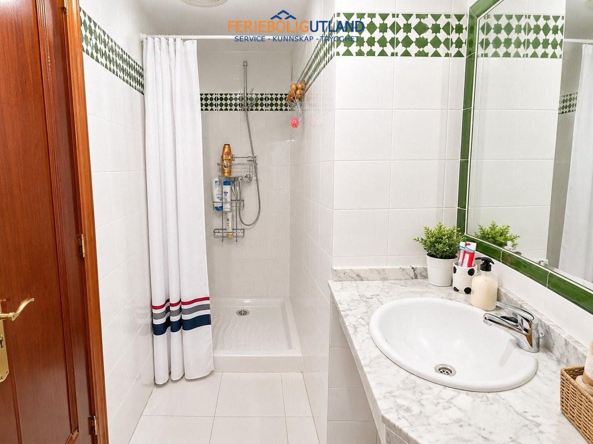 2 soveværelse Lejlighed til salg i Torrevieja med swimmingpool garage - € 260.000 (Ref: 10130164)