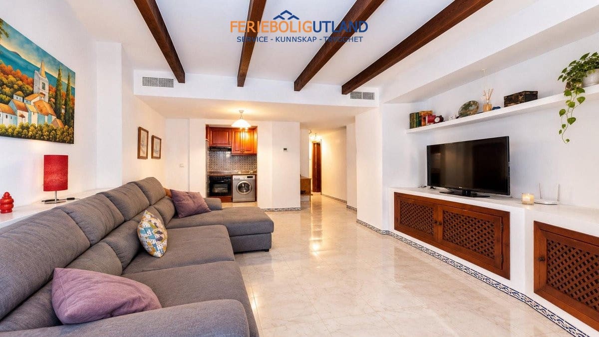 2 soveværelse Lejlighed til salg i Torrevieja med swimmingpool garage - € 260.000 (Ref: 10130164)