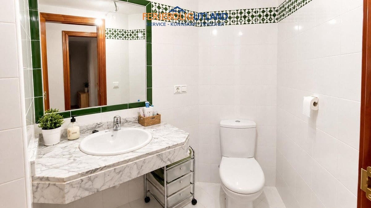 2 soveværelse Lejlighed til salg i Torrevieja med swimmingpool garage - € 260.000 (Ref: 10130164)
