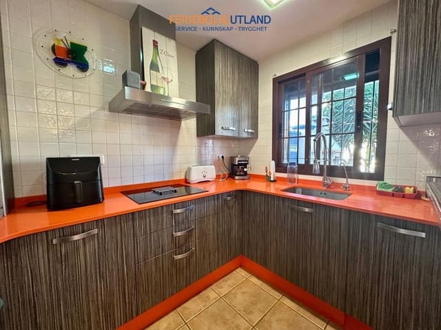 3 makuuhuone Omakotitalo myytävänä paikassa Roda, San Javier mukana uima-altaan - 229 000 € (Ref: 10130438)