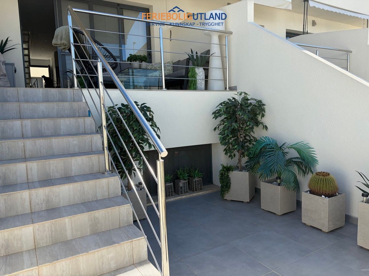 3 bedroom Townhouse for sale in Benijofar with pool garage - € 324,950 (Ref: 10130439)