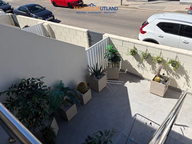 3 bedroom Townhouse for sale in Benijófar with pool garage - € 324,950 (Ref: 10130439)