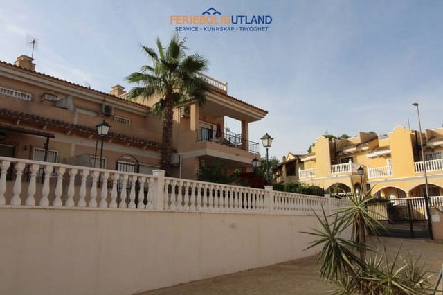 2 bedroom Penthouse for sale in Algorfa with pool - € 117,000 (Ref: 10130440)