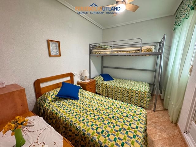 2 soveværelse Lejlighed til salg i Los Secanos, Guardamar del Segura - € 191.000 (Ref: 10133494)
