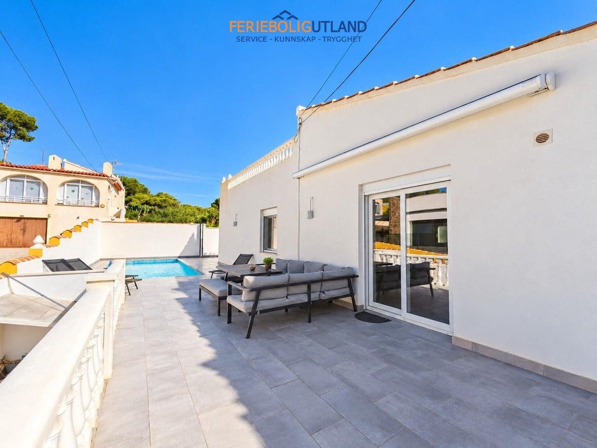 5 chambre Villa/Maison à vendre à Torrevieja avec piscine garage - 599 000 € (Ref: 10134869)