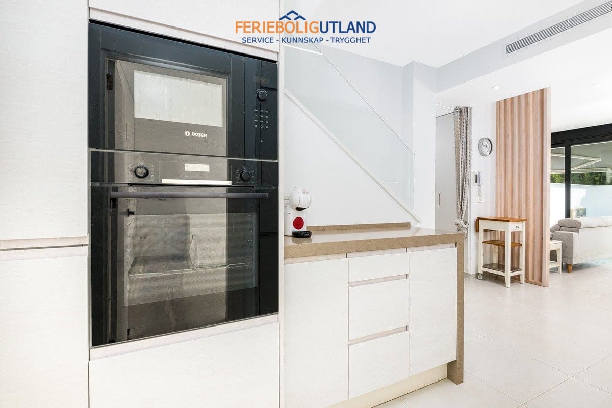 4 sypialnia Willa na sprzedaż w San Pedro del Pinatar z basenem garażem - 495 000 € (Ref: 10136541)