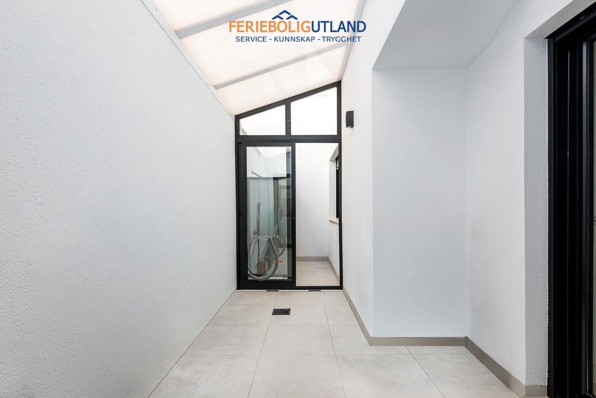 4 sypialnia Willa na sprzedaż w San Pedro del Pinatar z basenem garażem - 495 000 € (Ref: 10136541)