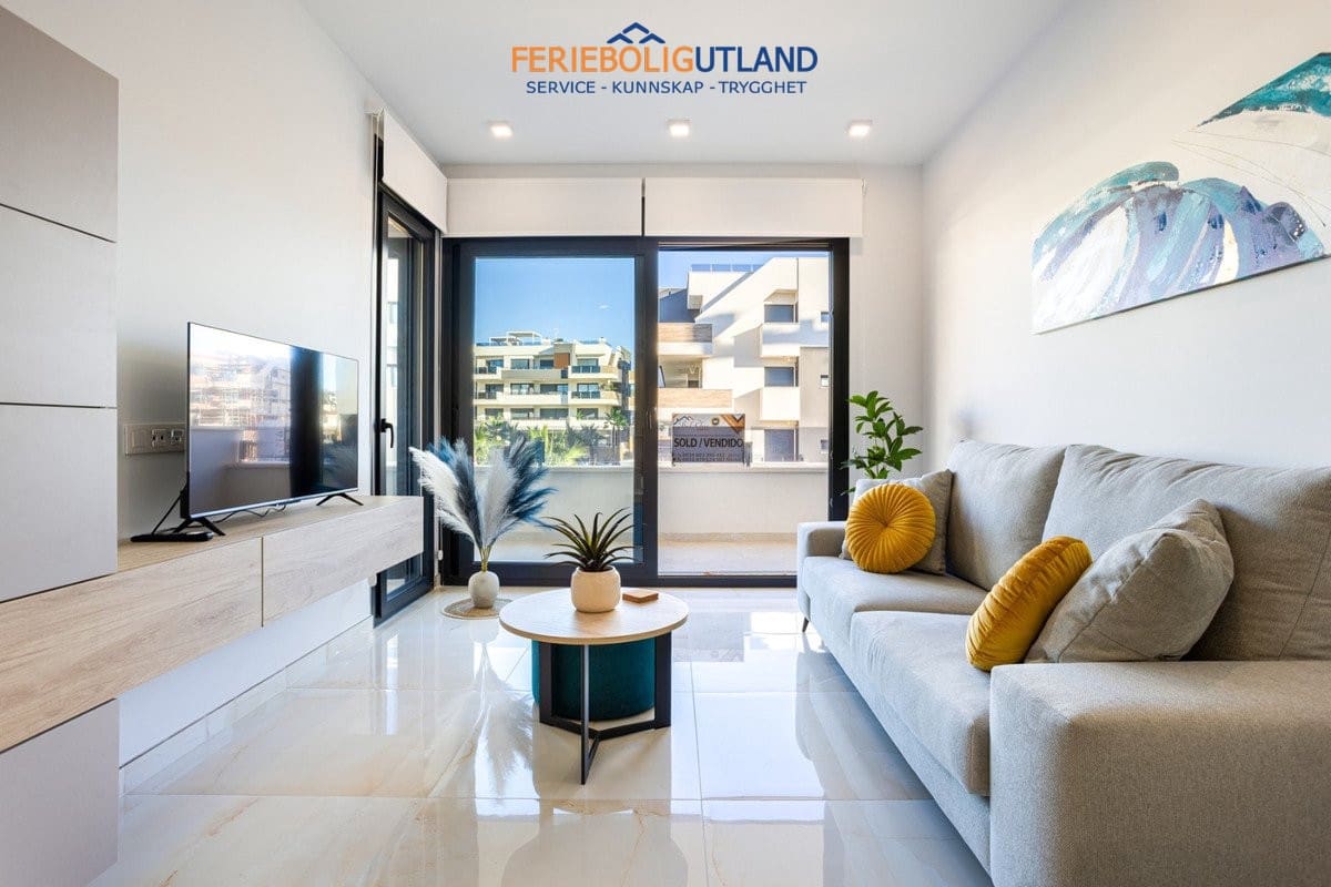 Apartamento de 2 habitaciones en Orihuela Costa en venta con piscina garaje - 279.000 € (Ref: 10136544)