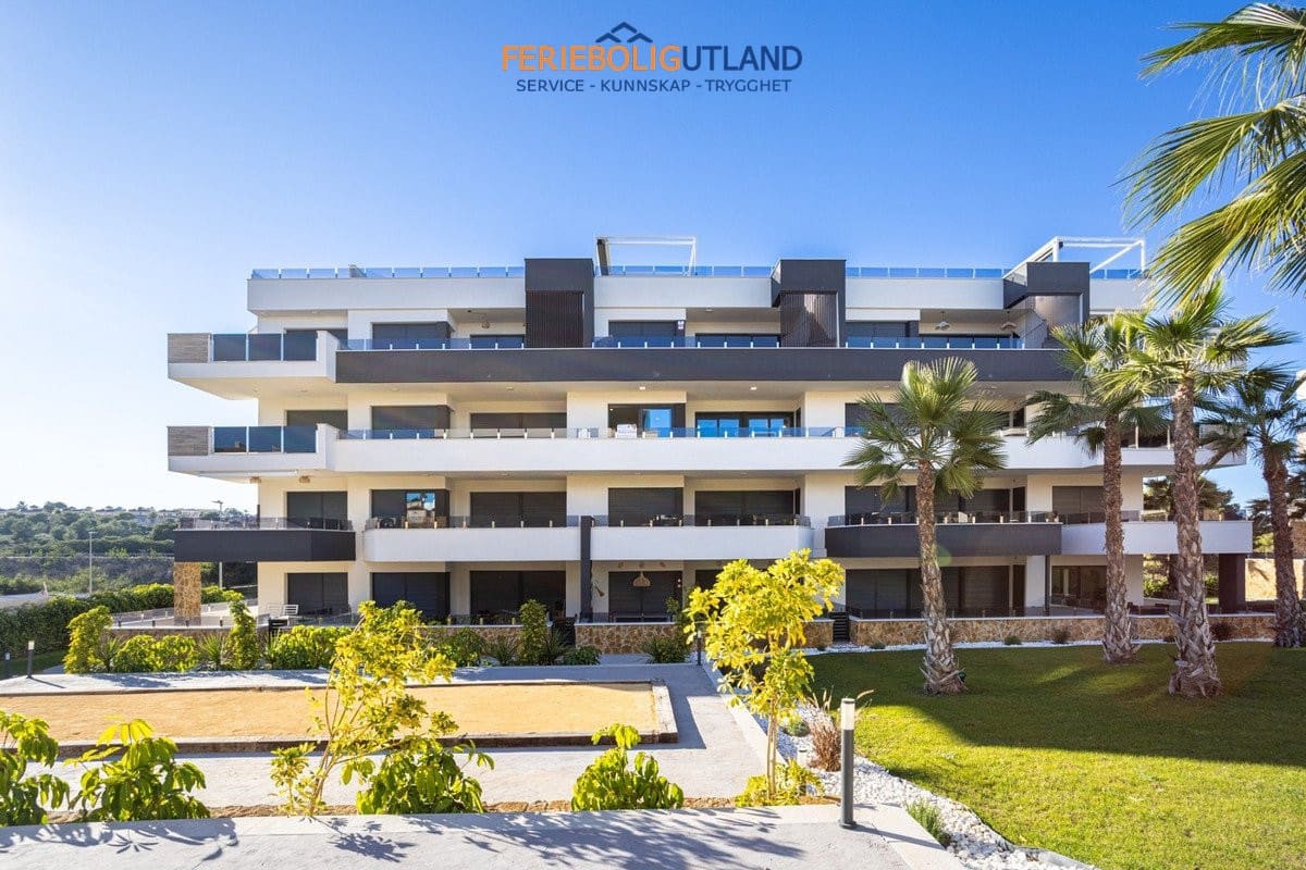 Apartamento de 2 habitaciones en Orihuela Costa en venta con piscina garaje - 279.000 € (Ref: 10136544)