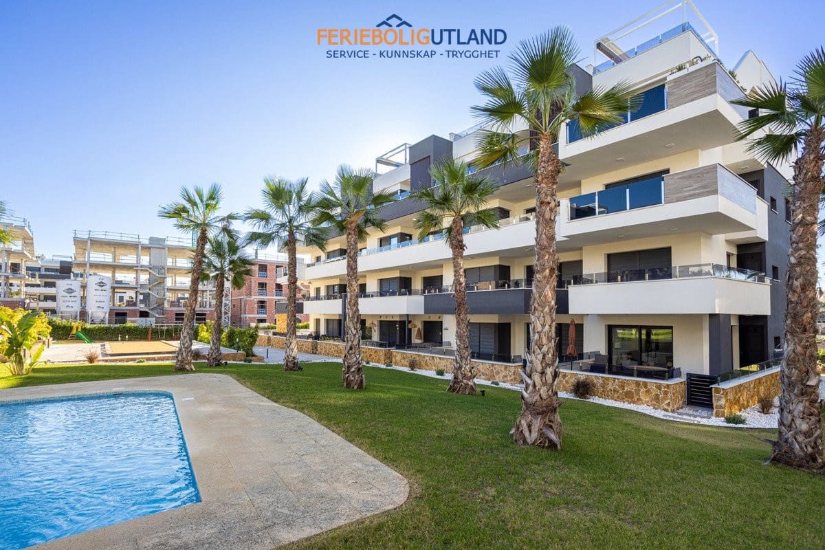 Apartamento de 2 habitaciones en Orihuela Costa en venta con piscina garaje - 279.000 € (Ref: 10136544)