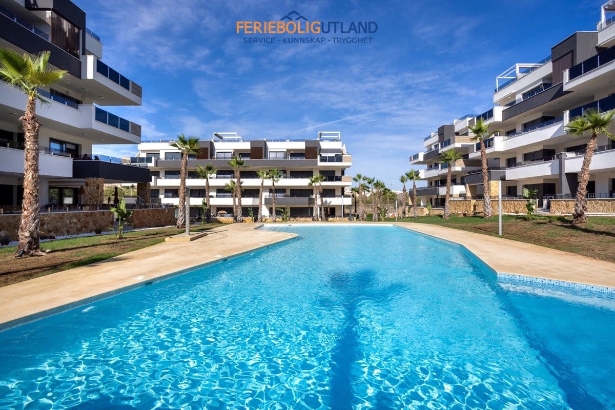 Apartamento de 2 habitaciones en Orihuela Costa en venta con piscina garaje - 279.000 € (Ref: 10136544)