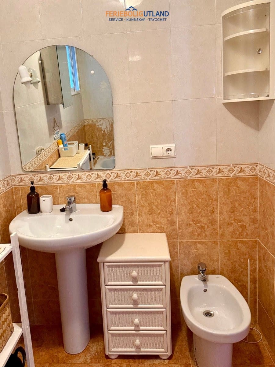 1 chambre Appartement à vendre à Torrevieja avec piscine - 135 000 € (Ref: 10136545)