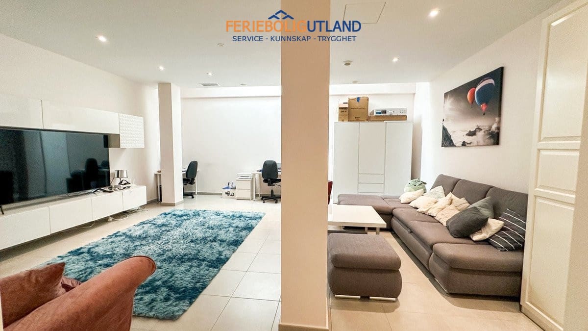 5 chambre Villa/Maison à vendre à Torrevieja avec piscine garage - 549 000 € (Ref: 10136546)