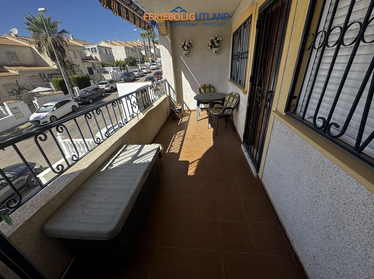 2 camera da letto Appartamento in vendita in Villamartin con piscina - 139.900 € (Rif: 10136547)