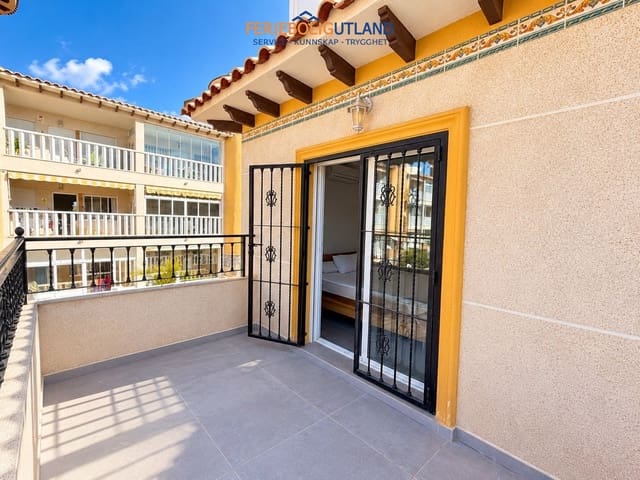 3 sypialnia Dom na sprzedaż w La Zenia, Orihuela z basenem - 285 000 € (Ref: 10136726)