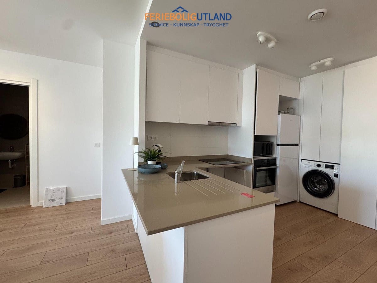 2 soverom Leilighet til salgs i Pilar de la Horadada med svømmebasseng garasje - € 300 000 (Ref: 10136728)