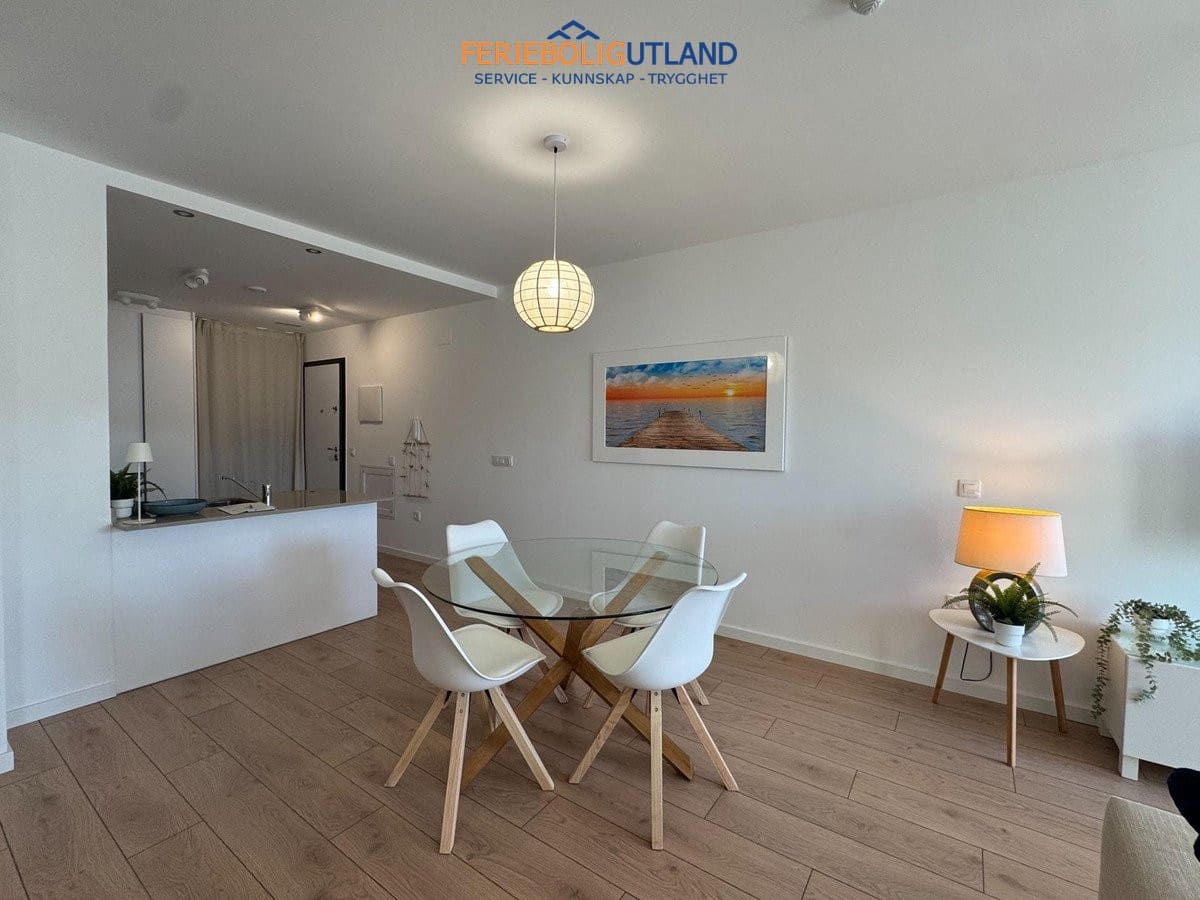 2 soverom Leilighet til salgs i Pilar de la Horadada med svømmebasseng garasje - € 300 000 (Ref: 10136728)