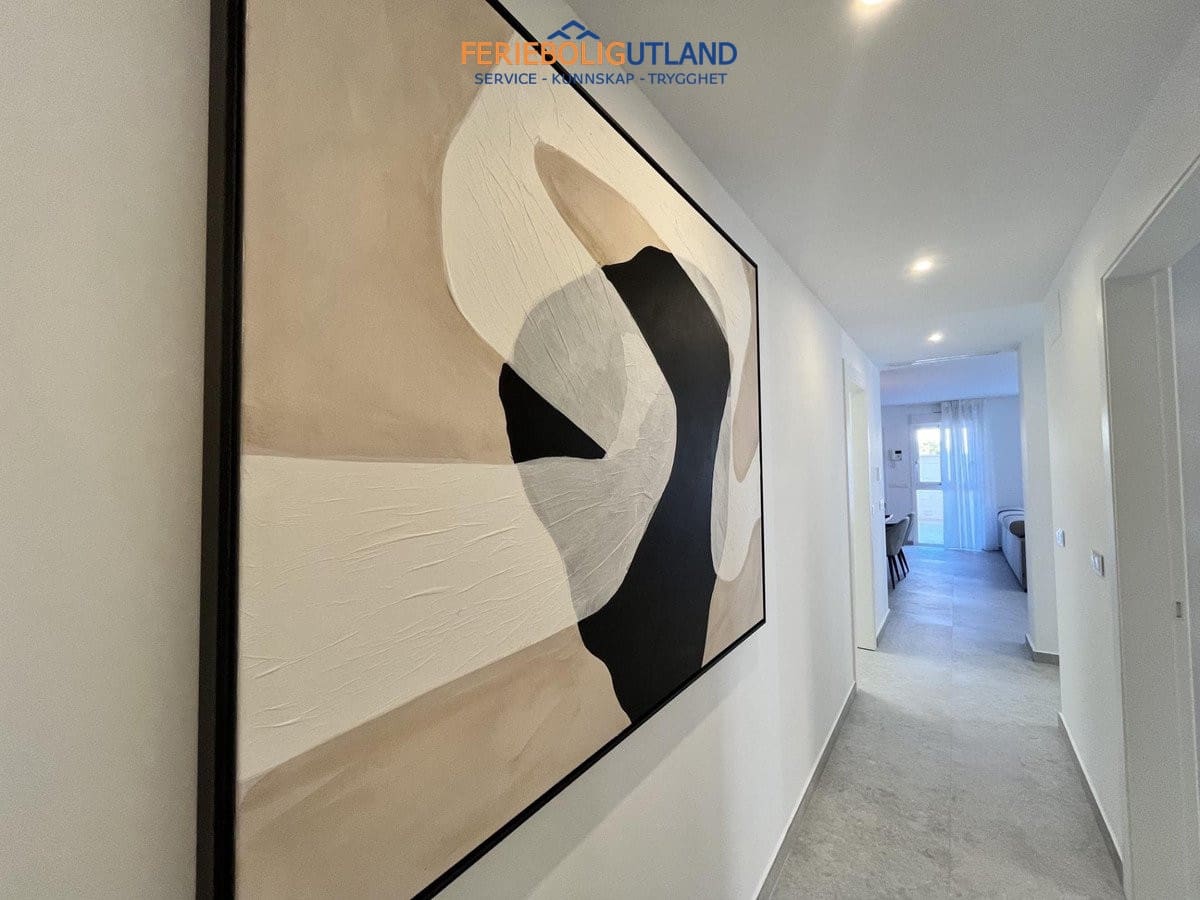 3 quarto Apartamento para venda em Torrevieja com piscina garagem - 370 000 € (Ref: 10140178)