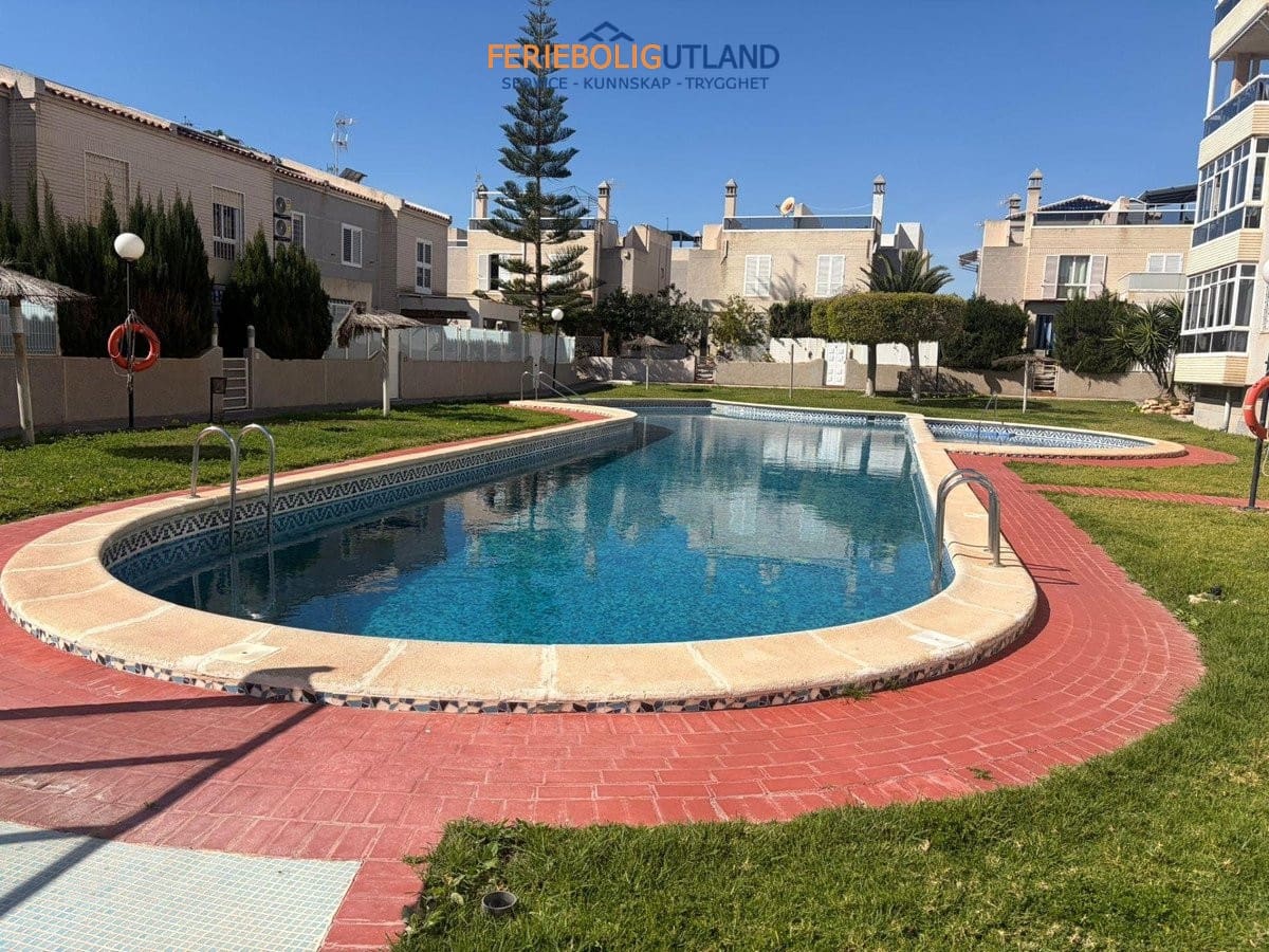 3 quarto Apartamento para venda em Torrevieja com piscina garagem - 370 000 € (Ref: 10140178)
