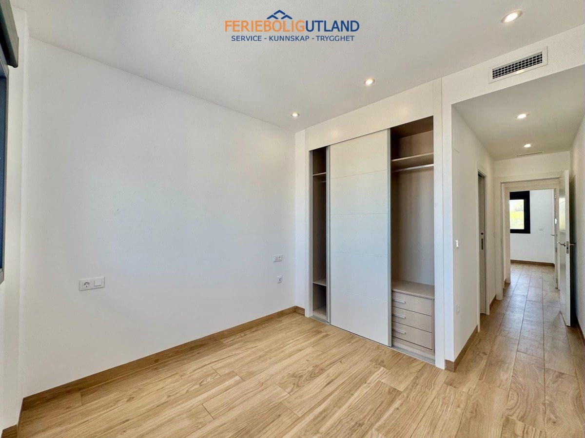2 sypialnia Penthouse na sprzedaż w Los Balcones z basenem - 359 900 € (Ref: 10140343)