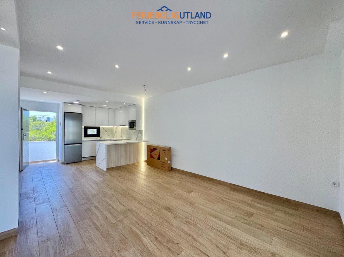 2 sypialnia Penthouse na sprzedaż w Los Balcones z basenem - 359 900 € (Ref: 10140343)