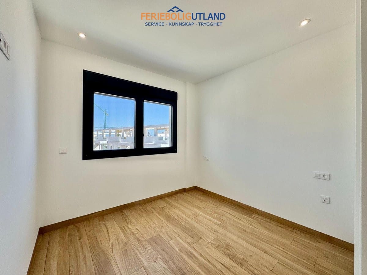 2 sypialnia Penthouse na sprzedaż w Los Balcones z basenem - 359 900 € (Ref: 10140343)