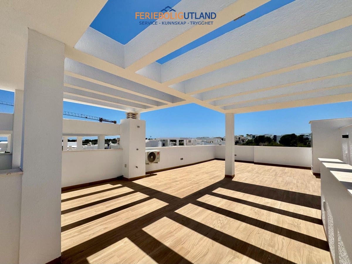 2 sypialnia Penthouse na sprzedaż w Los Balcones z basenem - 359 900 € (Ref: 10140343)