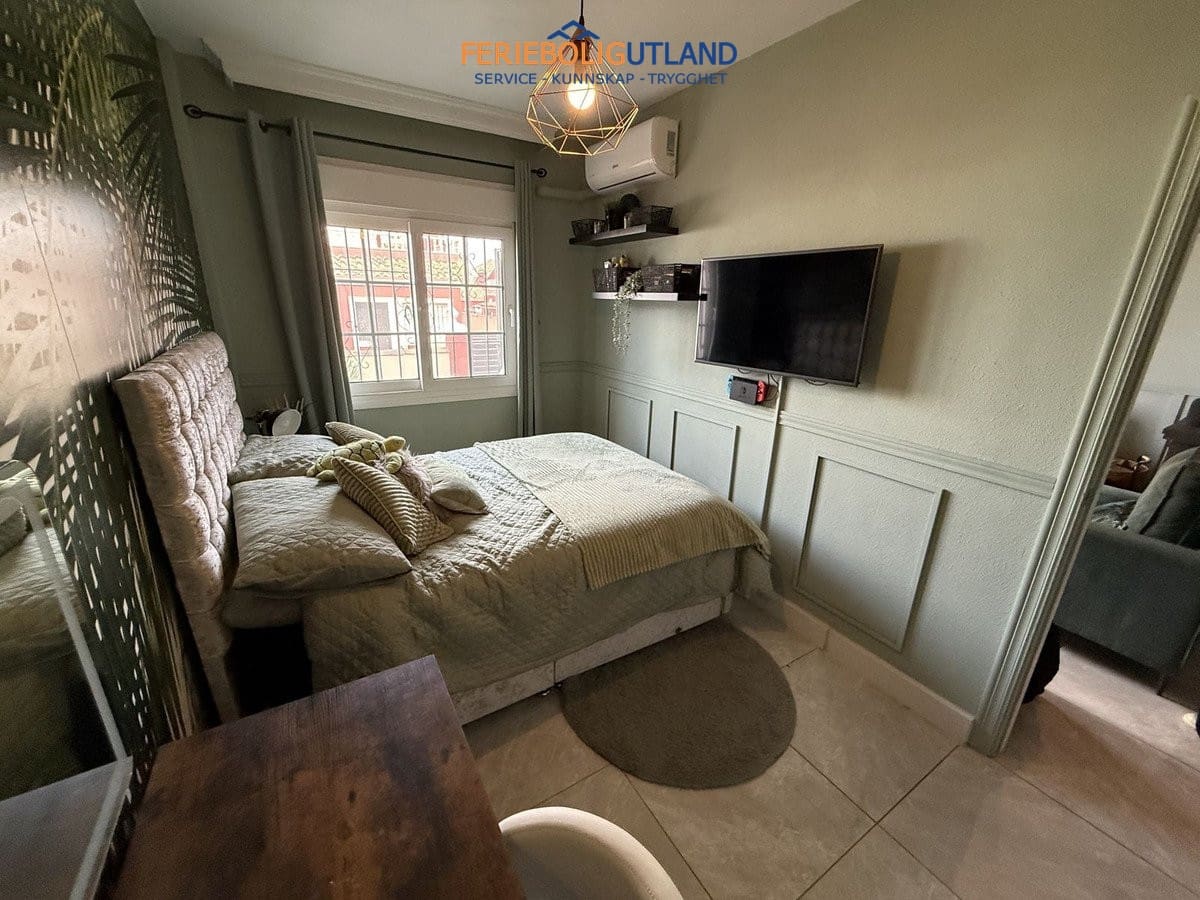 3 sovrum Hus till salu i Villamartin med pool garage - 274 900 € (Ref: 10141345)