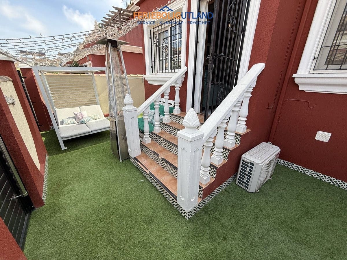 3 sovrum Hus till salu i Villamartin med pool garage - 274 900 € (Ref: 10141345)