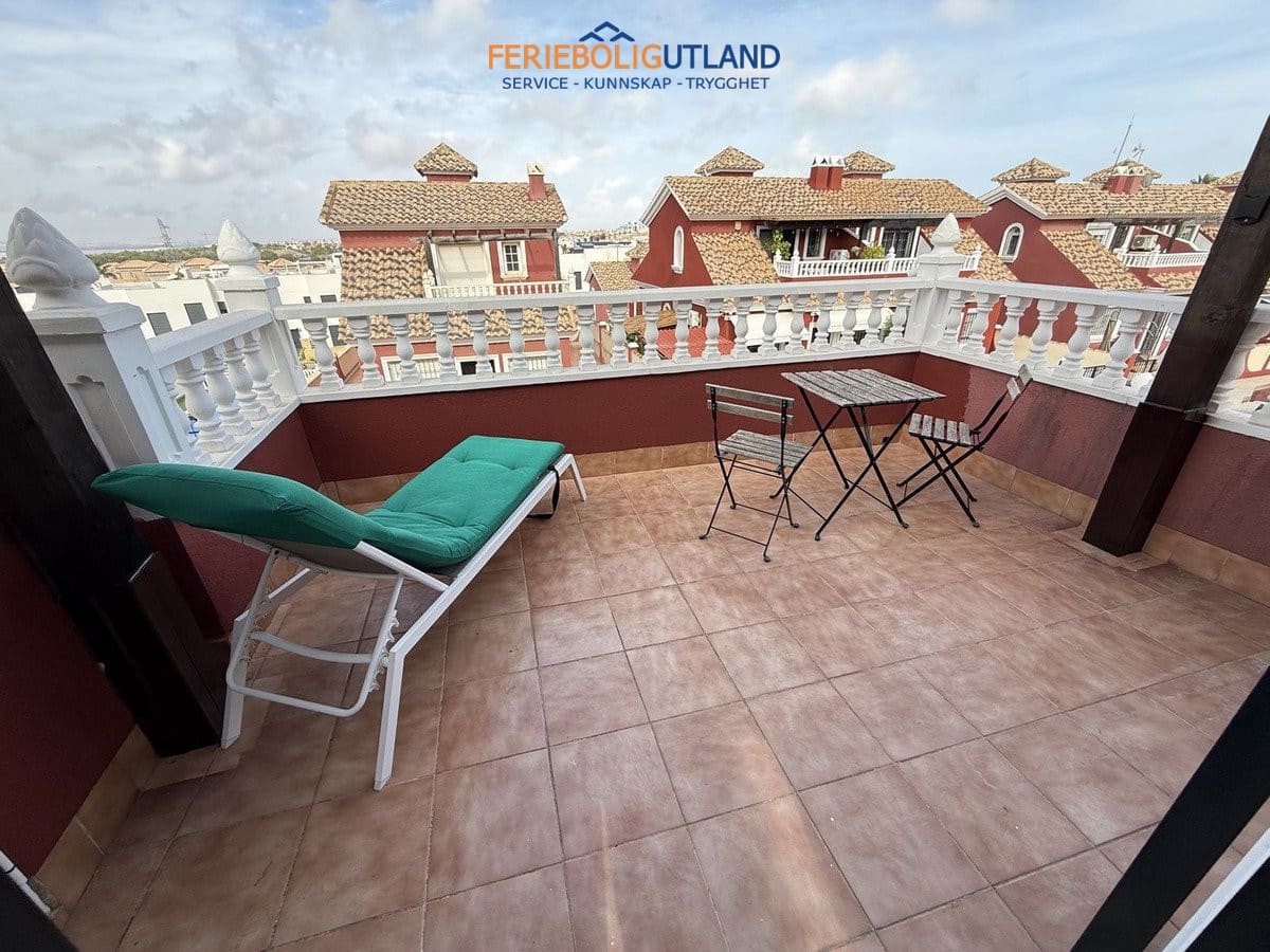 3 sovrum Hus till salu i Villamartin med pool garage - 274 900 € (Ref: 10141345)