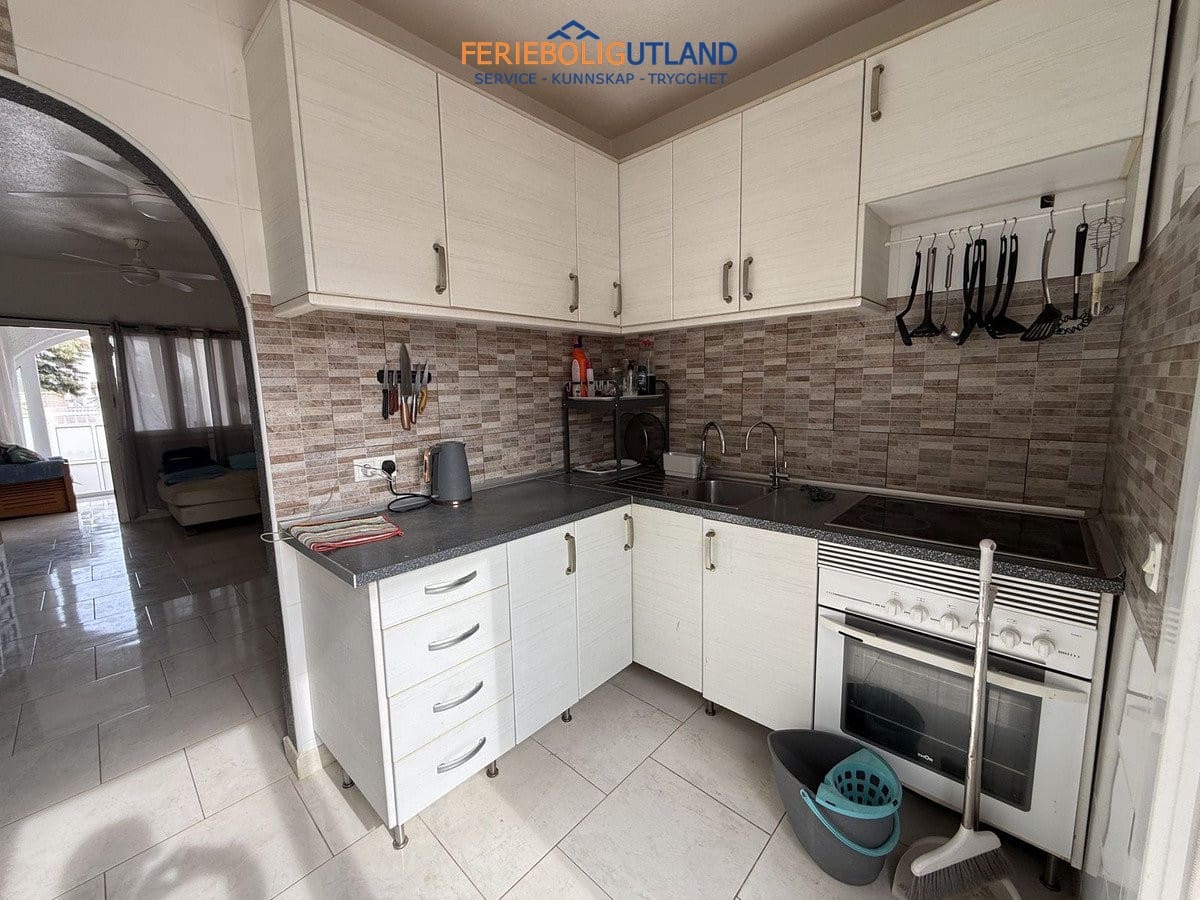 3 slaapkamer Huis te koop in Torrevieja met zwembad - € 174.900 (Ref: 10141346)
