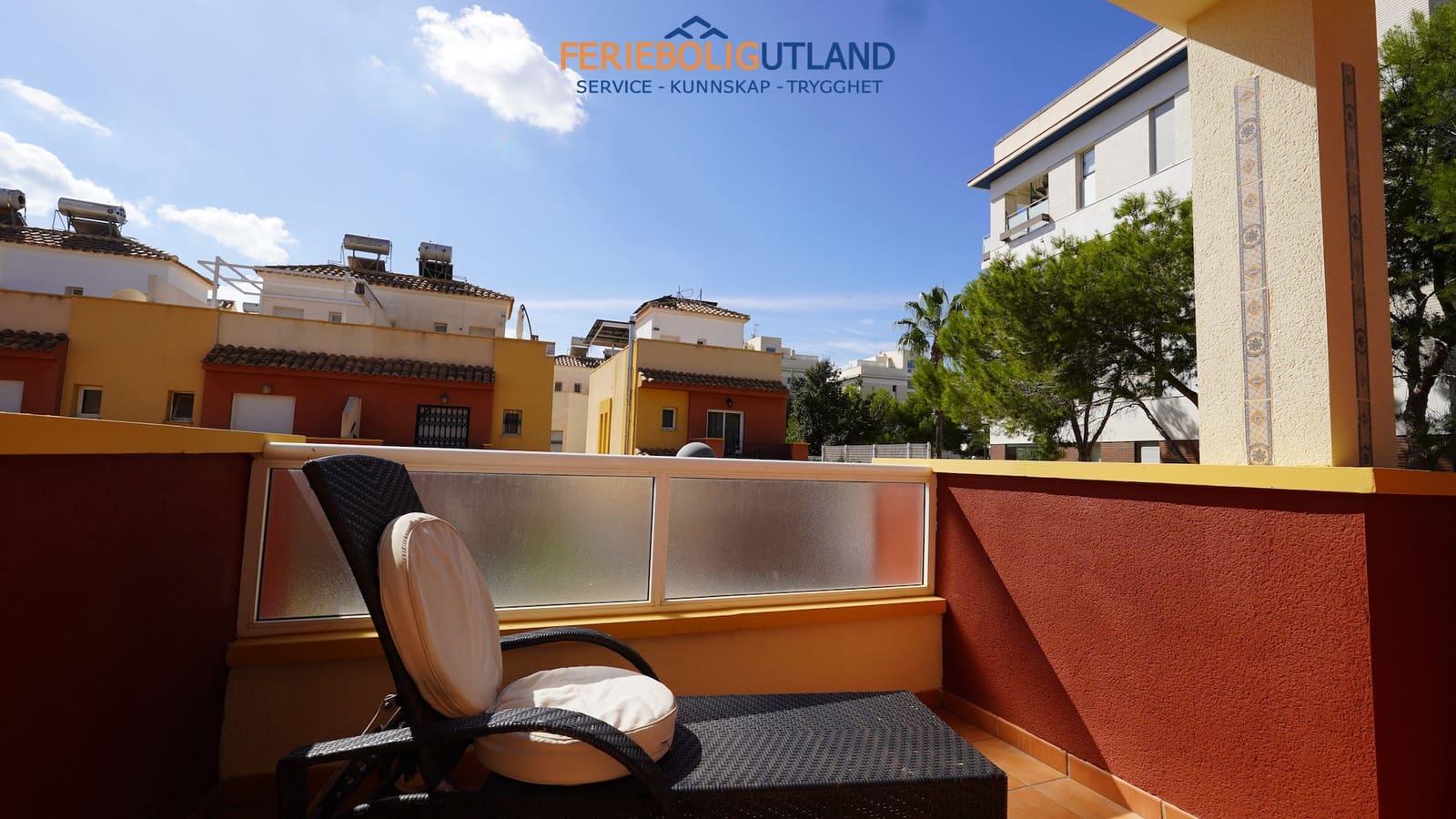 3 sovrum Hus till salu i Los Dolses med pool garage - 325 000 € (Ref: 10144916)