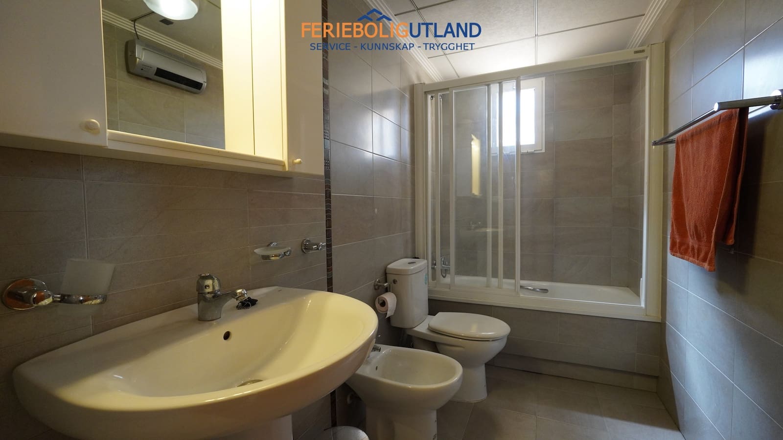3 sovrum Hus till salu i Los Dolses med pool garage - 325 000 € (Ref: 10144916)