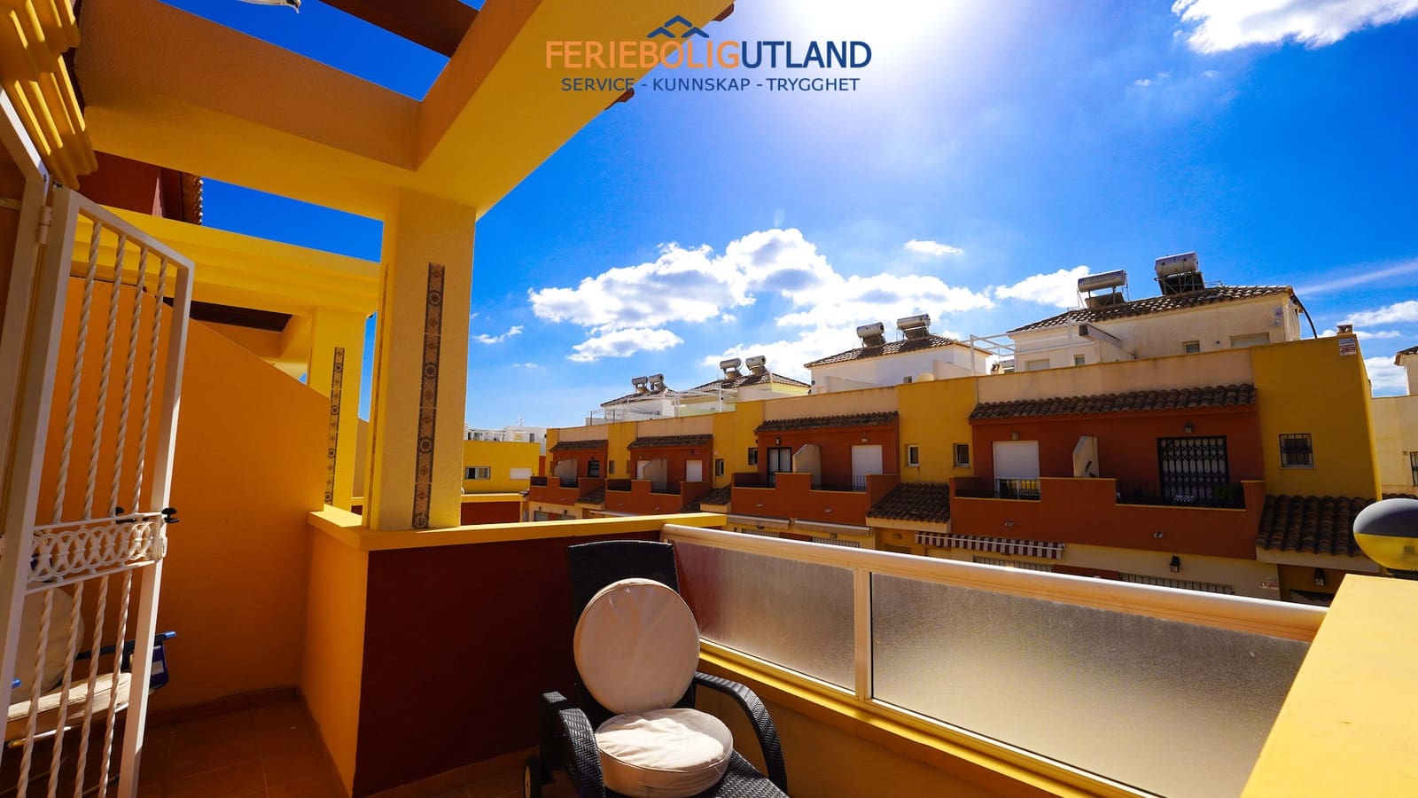 3 bedroom Townhouse for sale in Villamartin with pool garage - € 325,000 (Ref: 10144916)