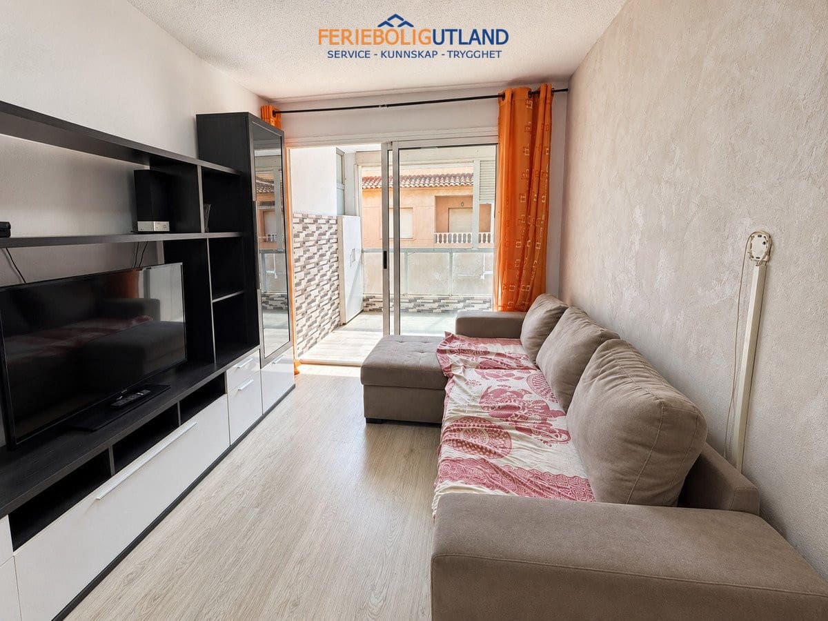 2 quarto Apartamento para venda em Torrevieja com piscina - 135 000 € (Ref: 10144917)