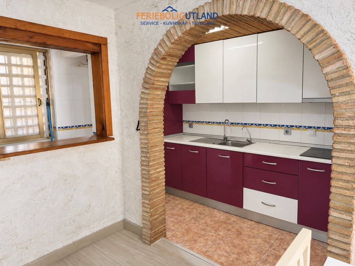 2 quarto Apartamento para venda em Torrevieja com piscina - 135 000 € (Ref: 10144917)