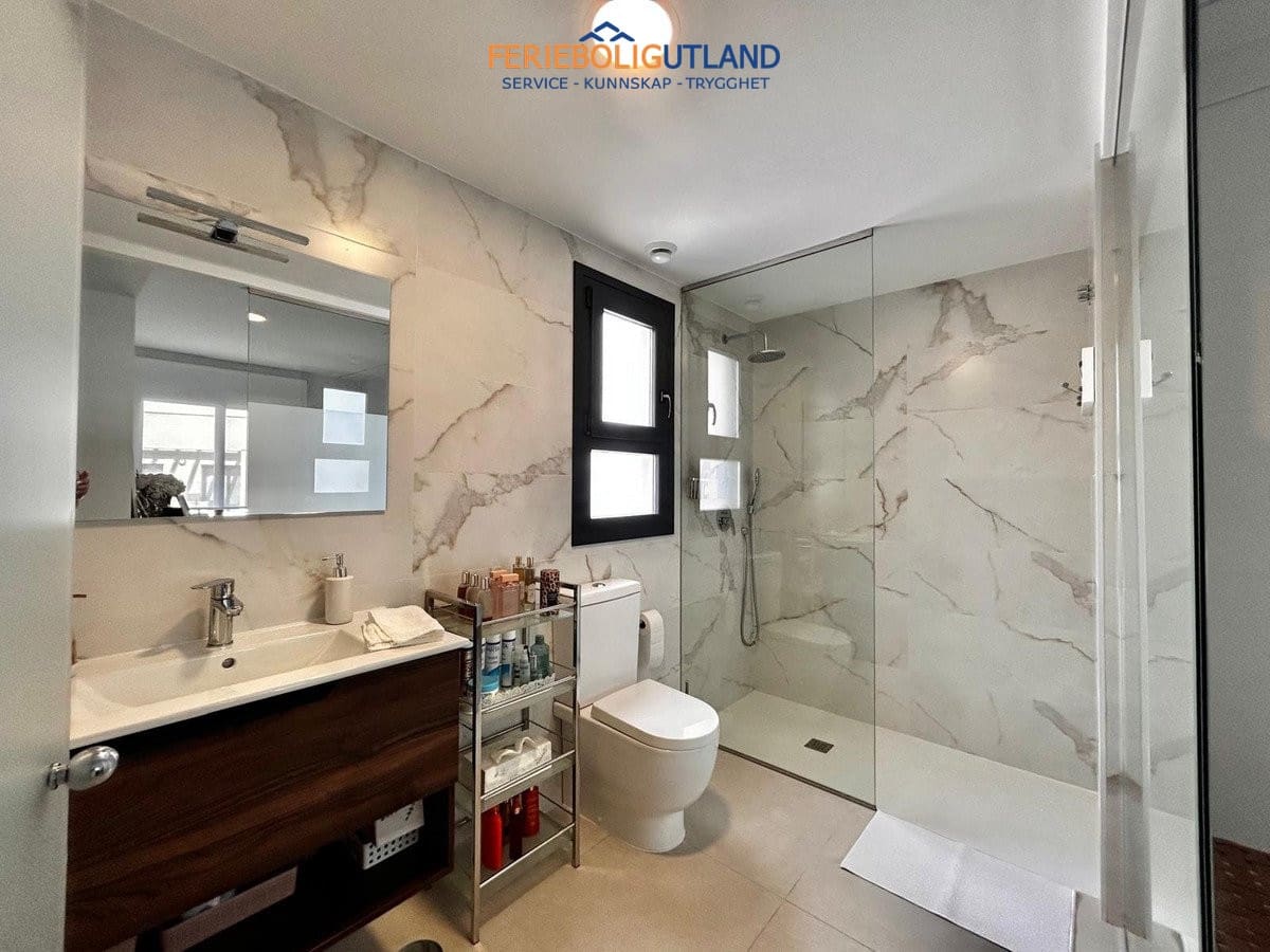 3 quarto Penthouse para venda em Villamartin com piscina garagem - 370 000 € (Ref: 10145053)