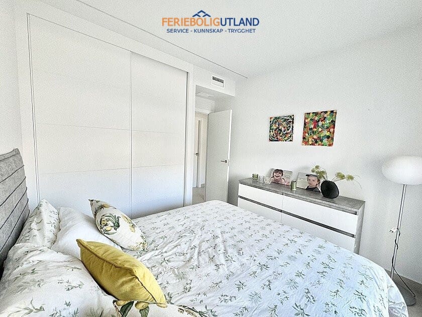 3 quarto Penthouse para venda em Villamartin com piscina garagem - 370 000 € (Ref: 10145053)