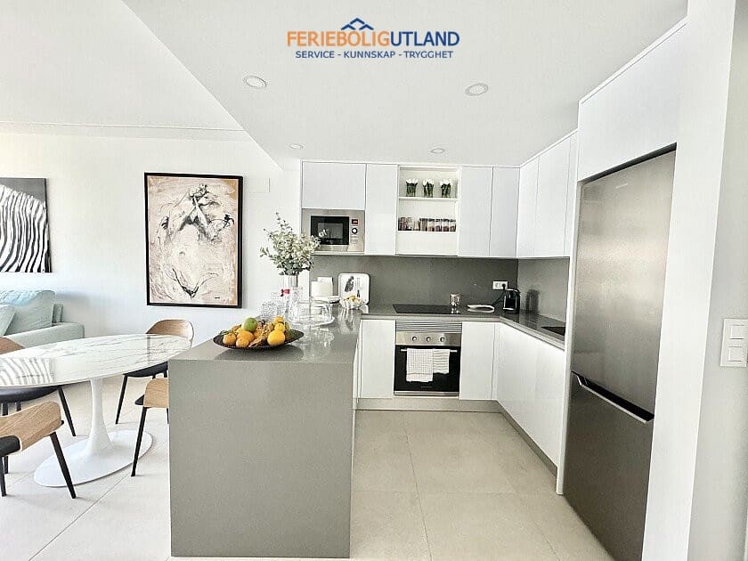 3 quarto Penthouse para venda em Villamartin com piscina garagem - 370 000 € (Ref: 10145053)