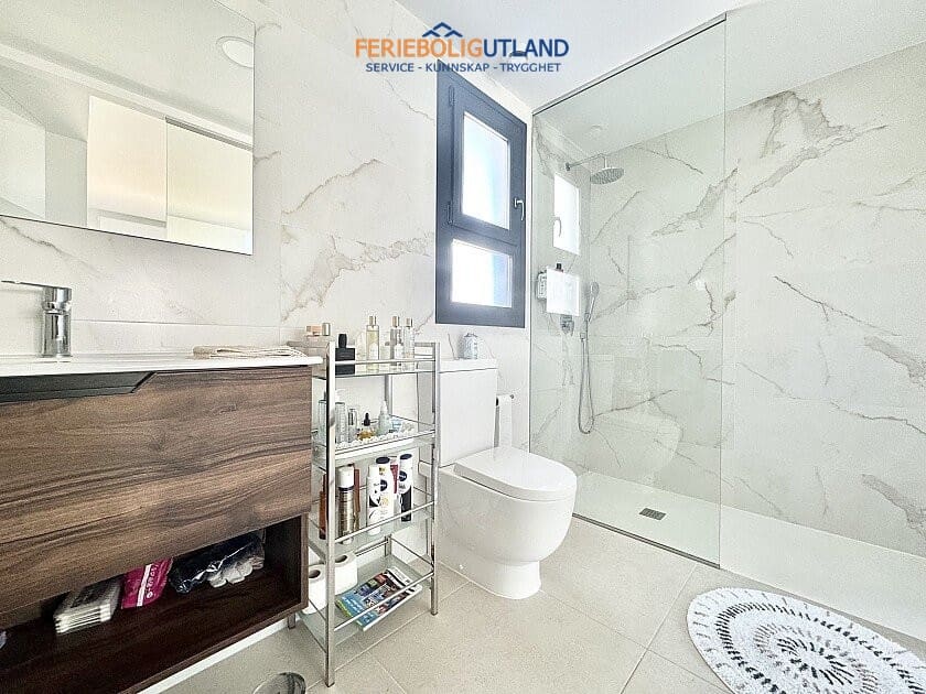 3 quarto Penthouse para venda em Villamartin com piscina garagem - 370 000 € (Ref: 10145053)
