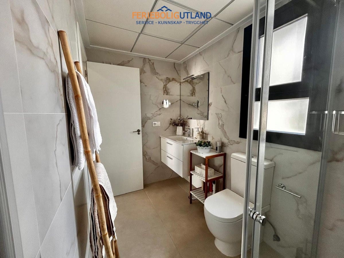 3 quarto Penthouse para venda em Villamartin com piscina garagem - 370 000 € (Ref: 10145053)