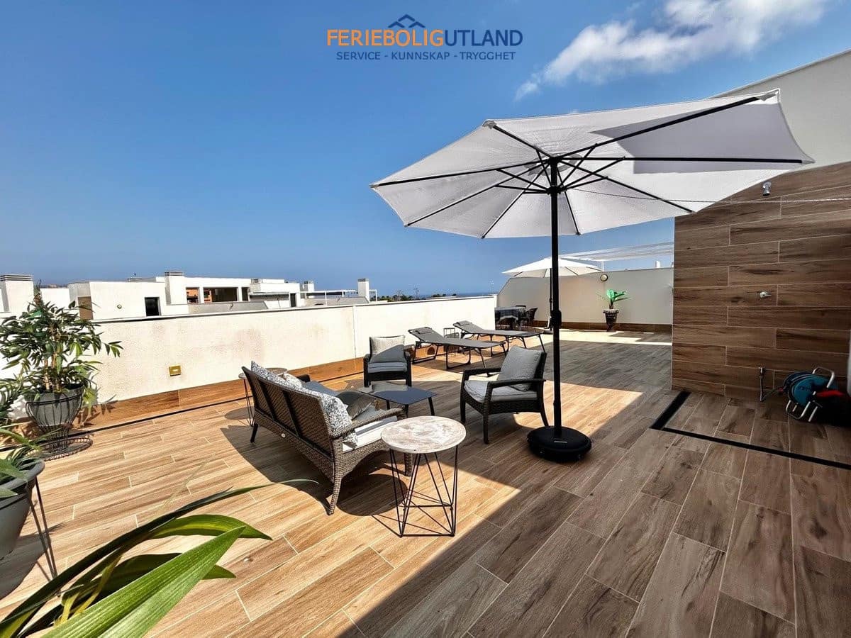3 quarto Penthouse para venda em Villamartin com piscina garagem - 370 000 € (Ref: 10145053)
