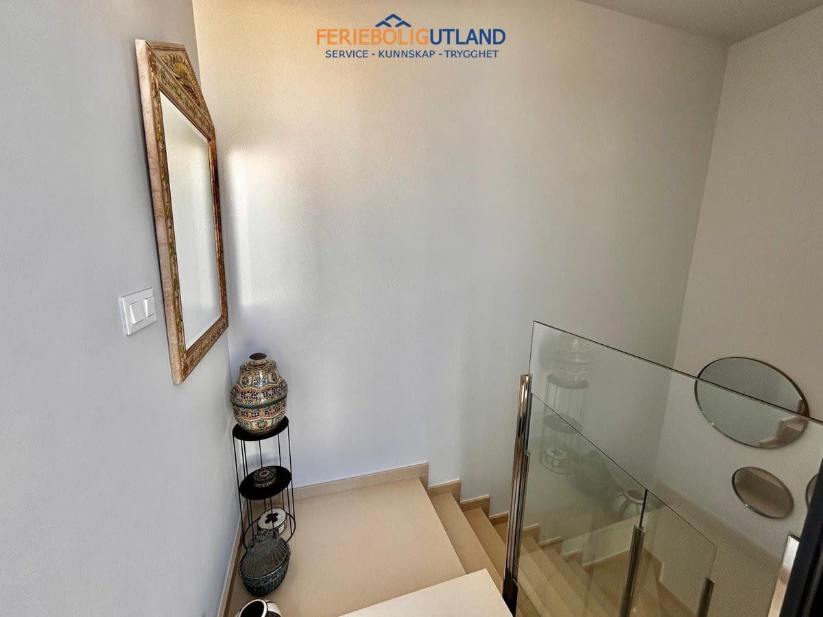 3 quarto Penthouse para venda em Villamartin com piscina garagem - 370 000 € (Ref: 10145053)