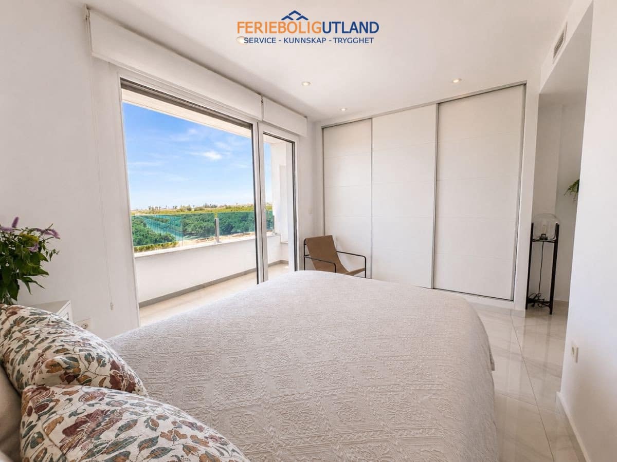 3 chambre Maison de Ville à vendre à Torrevieja avec piscine garage - 429 000 € (Ref: 10145054)