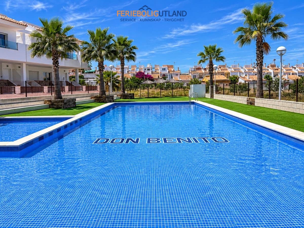 3 chambre Maison de Ville à vendre à Torrevieja avec piscine garage - 429 000 € (Ref: 10145054)