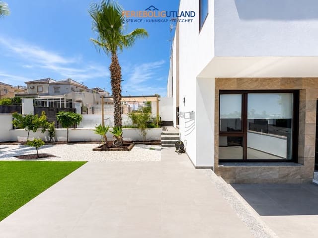 3 chambre Maison de Ville à vendre à Puerto Deportivo, Torrevieja avec piscine garage - 429 000 € (Ref: 10145054)