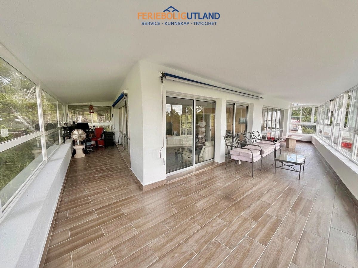 3 soveværelse Villa til salg i Pinar de Campoverde med garage - € 329.950 (Ref: 10154234)