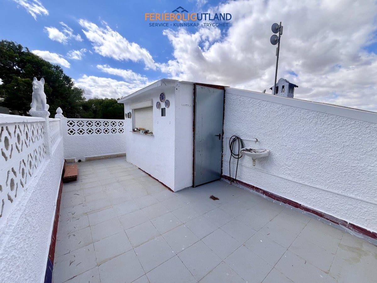 3 soveværelse Villa til salg i Pinar de Campoverde med garage - € 329.950 (Ref: 10154234)